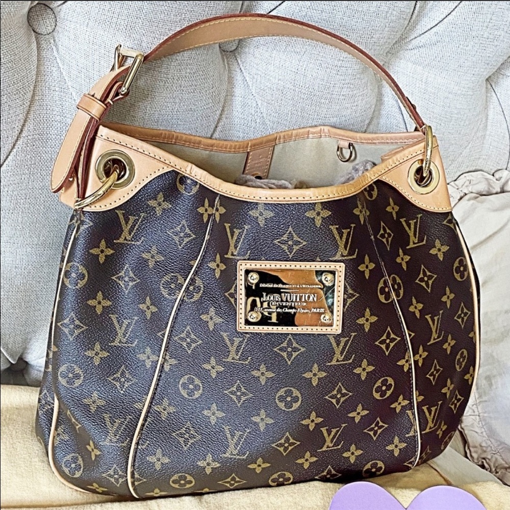 Louis Vuitton Brown Monogram Canvas Shoulder Bag with Vachetta Trim